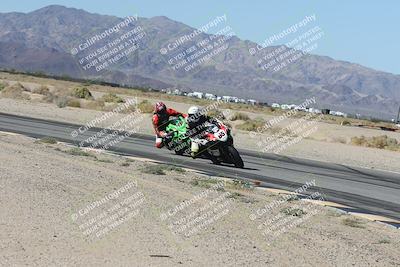 media/Oct-30-2025-Racers Edge (Thu) [[dabbdaf680]]/3-B Group/Session 3 (Turn 15 Inside)/